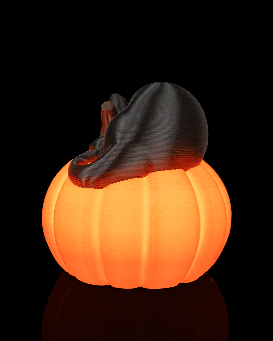 Sleepy Cat Halloween Table Lamp