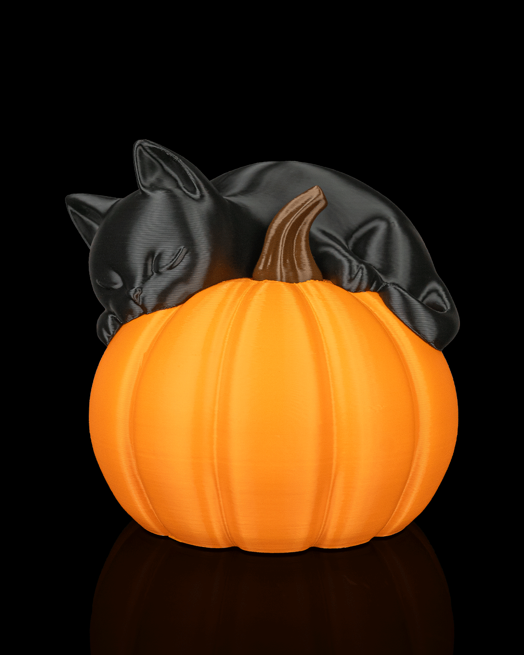 Sleepy Cat Halloween Table Lamp