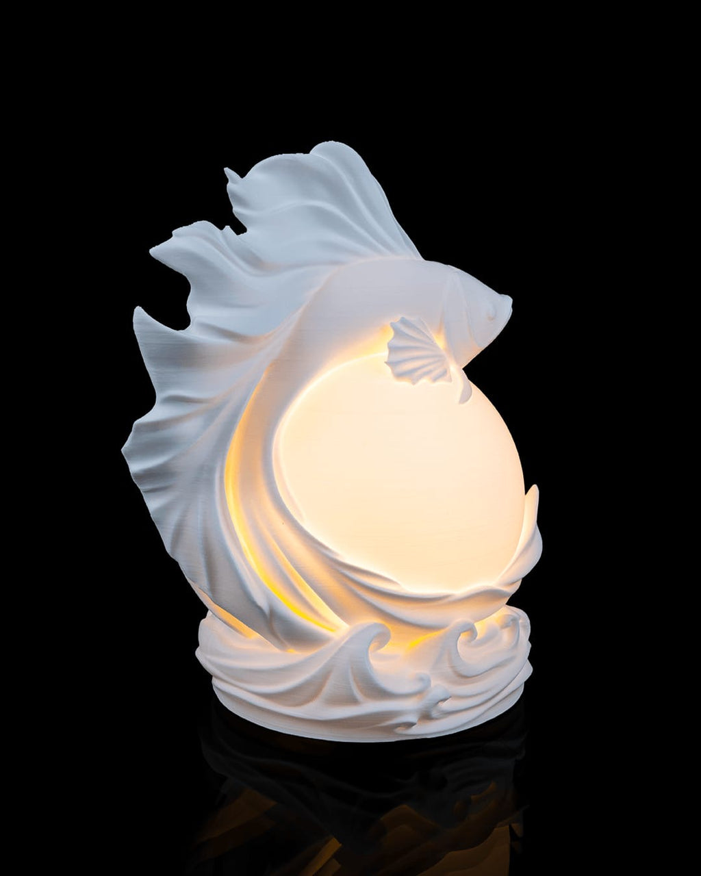 Betta Sphere Table Lamp