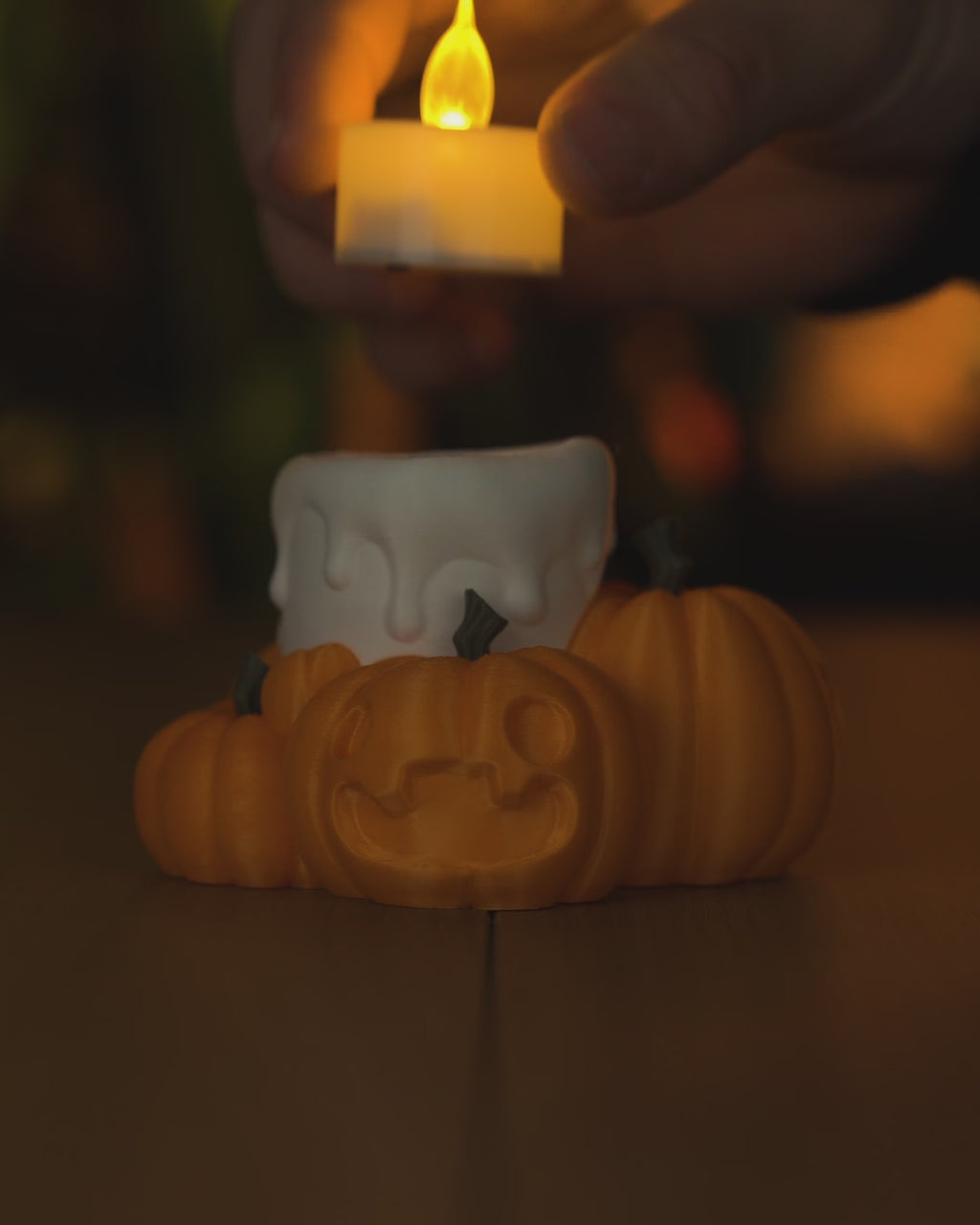 Candlelight Pumpkins Halloween Table Lamp