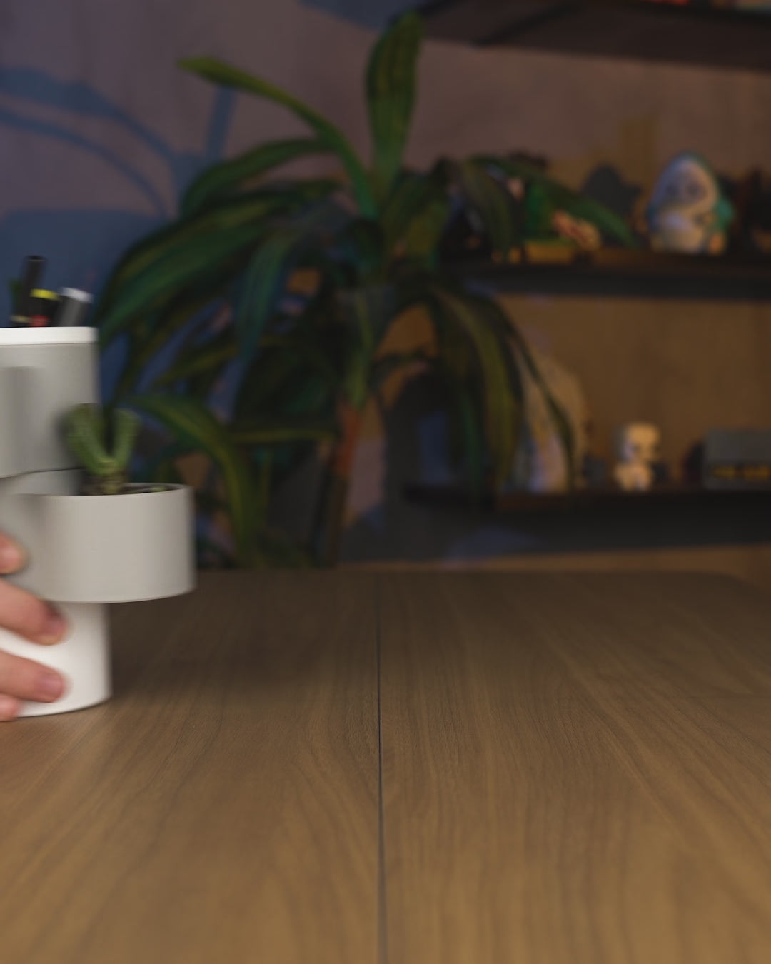 Living Stack Table Lamp & Desk Organiser – 3D Printed Pen Holder and Plant Display – Modern Office Décor